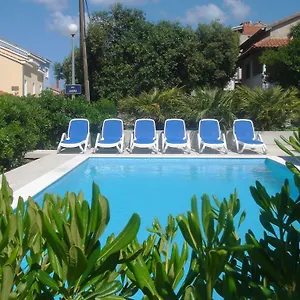 https://villa-laurus.hotelinzadar.com